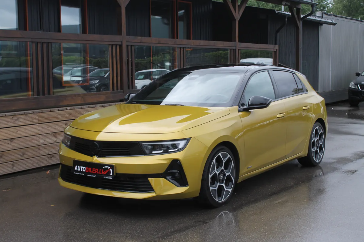 Opel Astra 2022 - 1. attēls