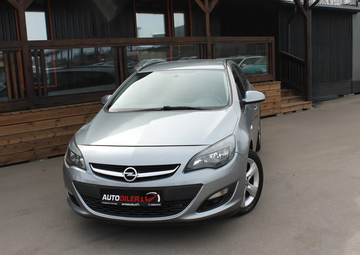 Opel Astra 2015