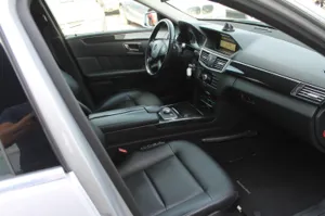 Mercedes E350 - sīktēls 5