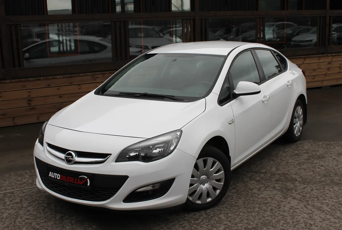 Opel Astra 2016