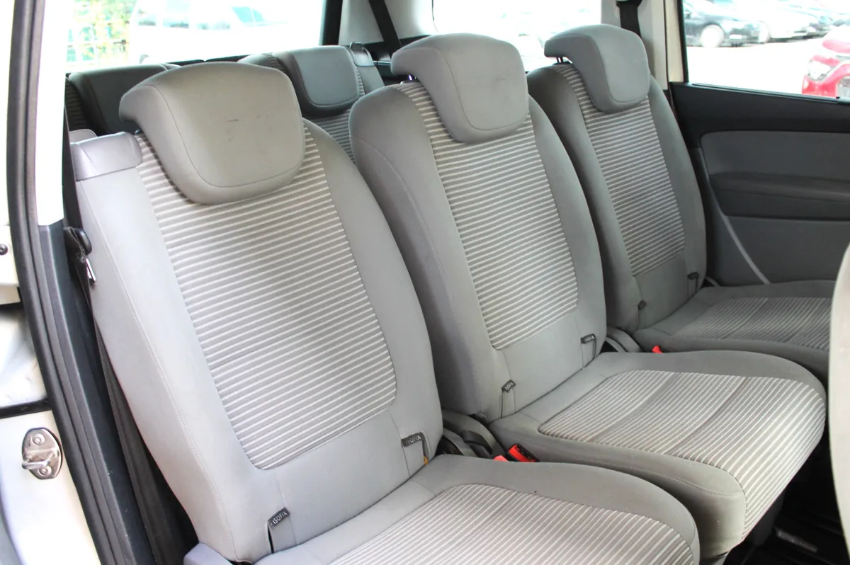 Seat Alhambra 2013 – 14. attēls